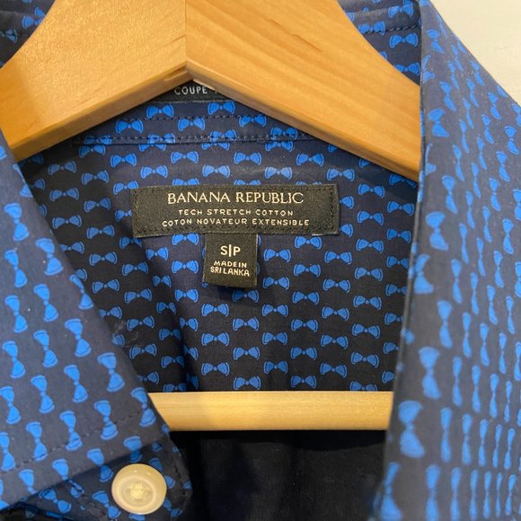 Banana Republic Classic Dress Shirt - Picture 3 of 4